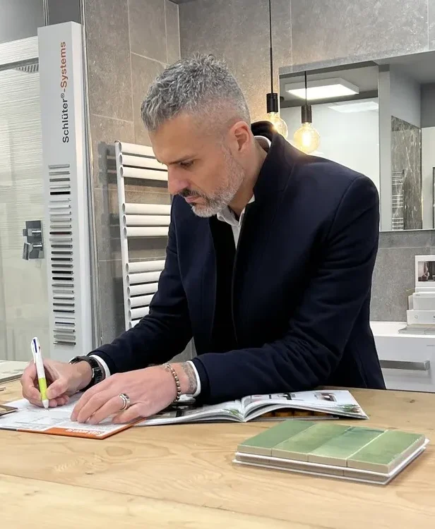 Immagine Davide Bartesaghi da cliente